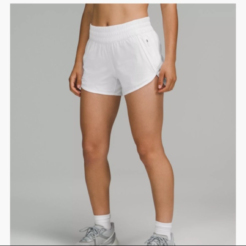 Lululemon Tracker 4 inch running shorts- White size 8